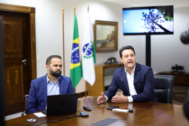 O anúncio foi feito nesta terça-feira (08) pelo governador Ratinho Junior e pelo secretário da Educação, Roni Miranda