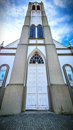 A Igreja Imaculada Conceição fica no bairro de Uvaranas