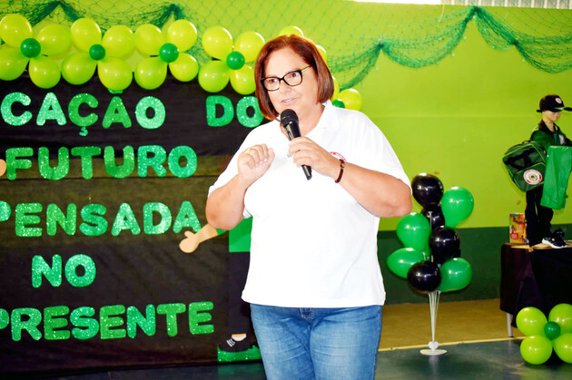 Prefeita Alcione Lemos é a primeira mulher a liderar o Executivo municipal de Jaguariaíva em todos os 200 anos de história
