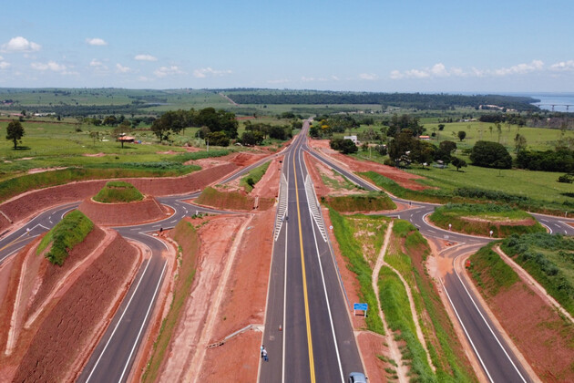 Obras estruturantes aconteceram em todo o Paraná