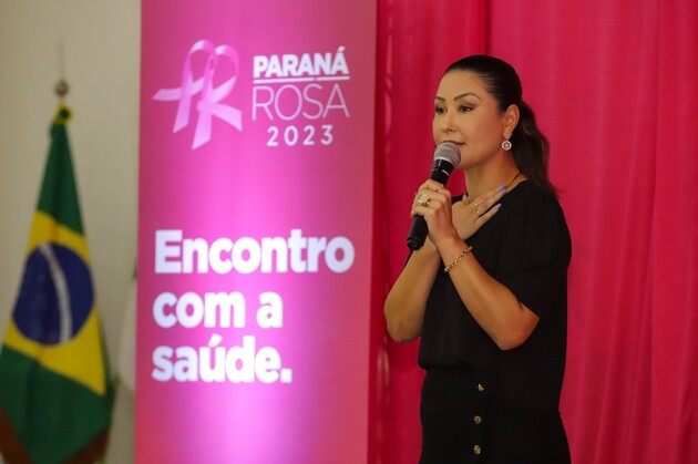 Luciana Saito Massa esteve em Castro para os programas Paraná Rosa em Ação e campanha Paraná Pia