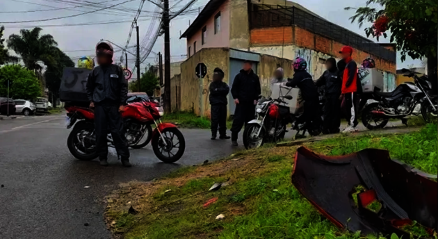 Grupo realizou protestos na manhã desta quinta-feira (10)