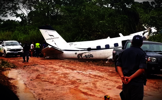 Aeronave do modelo Bandeirante levava 12 turistas a bordo