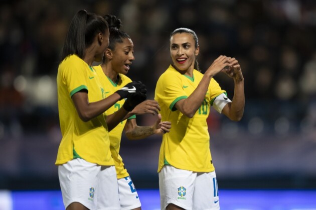 Seleção Brasileira estreia no Mundial na próxima segunda-feira (24)