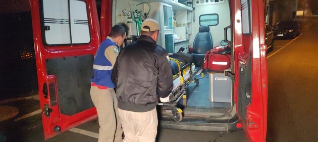 Vítima sofreu uma contusão nas costelas e foi levada até a UPA Santa Paula pelo Corpo de Bombeiros (Siate)