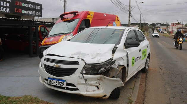 Vítimas eram passageiras de um veículo de aplicativo; outro motorista envolvido não foi localizado