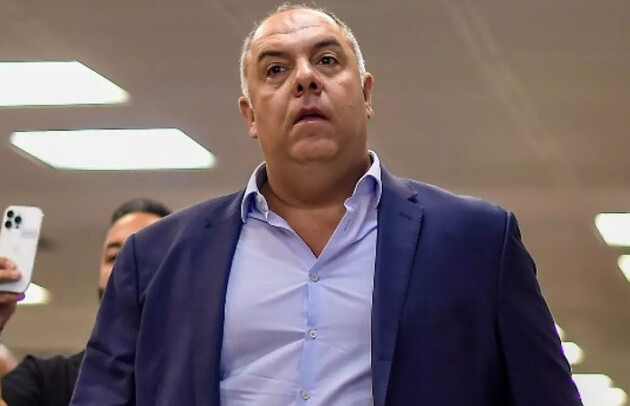 Torcedores criticaram o vice de futebol e pediram a saída do técnico Jorge Sampaoli