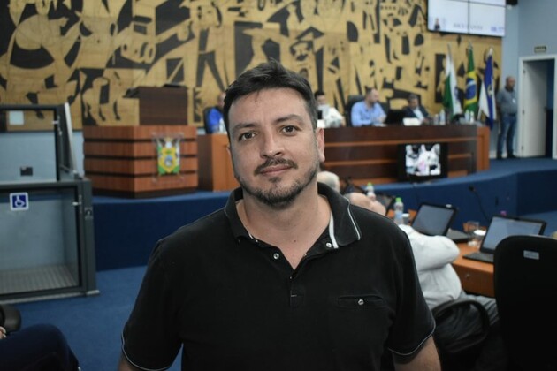 Ede Pimentel (foto) foi eleito vereador em 2020