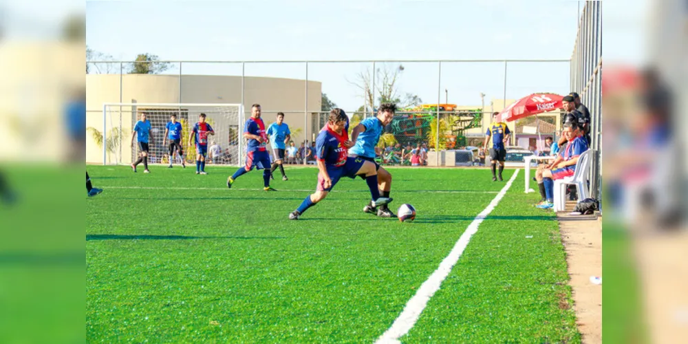 As semifinais foram disputadas na última terça-feira (03) no campo de futebol suíço Almir Ribas