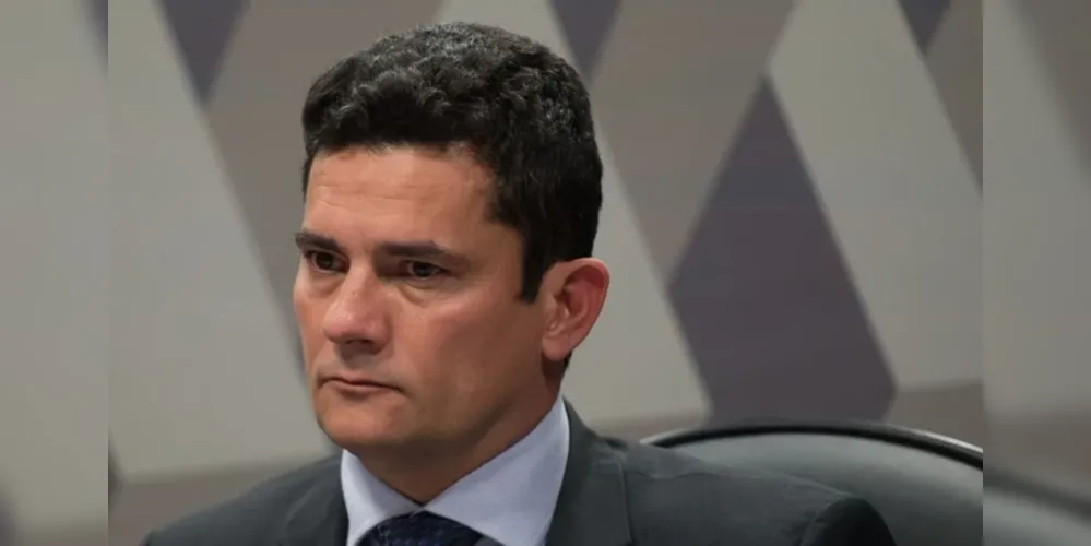 Moro e Rosângela tem um apartamento de quatro quartos e 163 metros quadrados no bairro Bacacheri