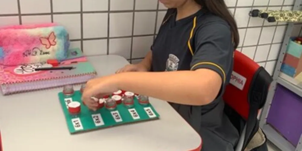 Educadora destaca estimulo do raciocínio e aprendizagem com o jogo