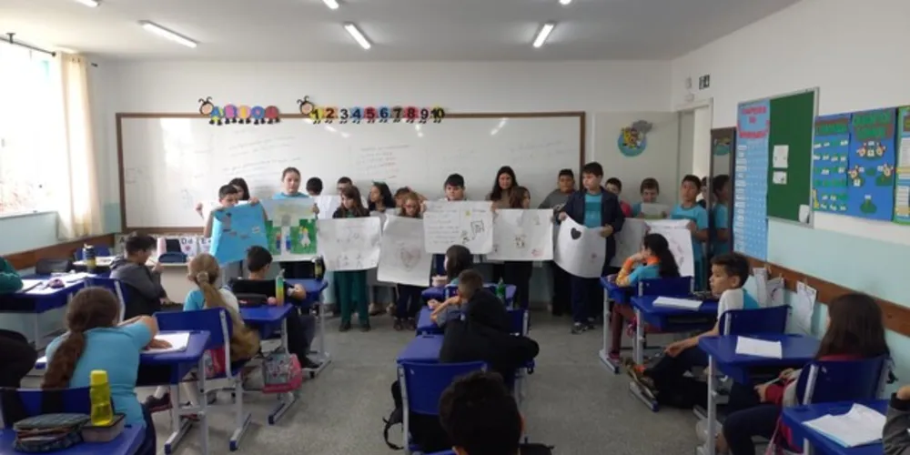 Educandos puderam apresentar conhecimentos adquiridos a outras turmas da instituição