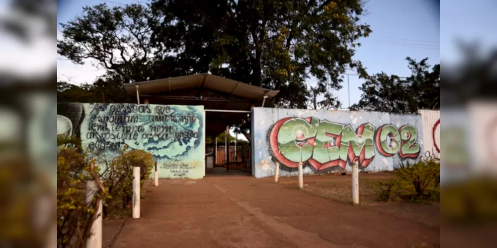 No áudio é possível ouvir a professora comentando sobre ameaças a alunos da escola