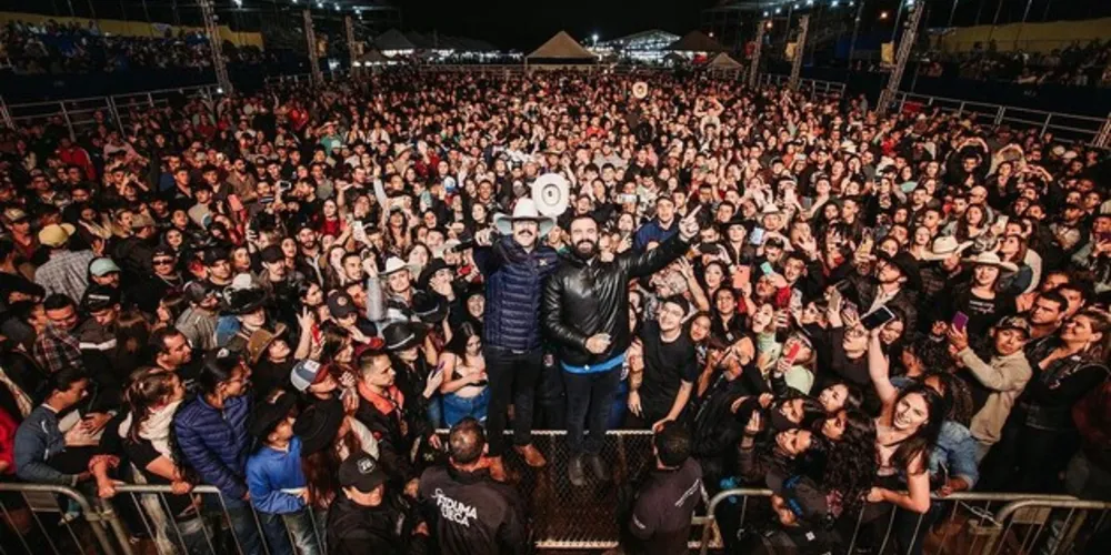 Entre os principais atrativos, subiram ao palco Fiduma e Jeca; Matogrosso e Mathias; Antony e Gabriel; e Bruno e Marrone