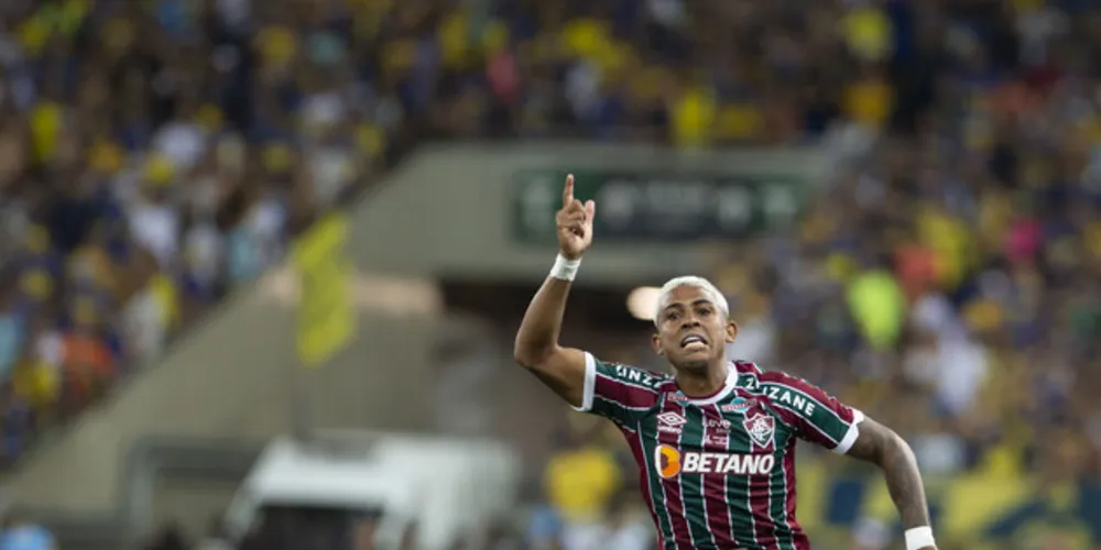 Kennedy (foto) entrou no 2º tempo da partida