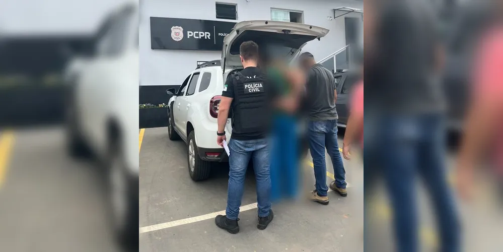 Agentes da polícia realizaram a prisão nesta terça-feira (24)