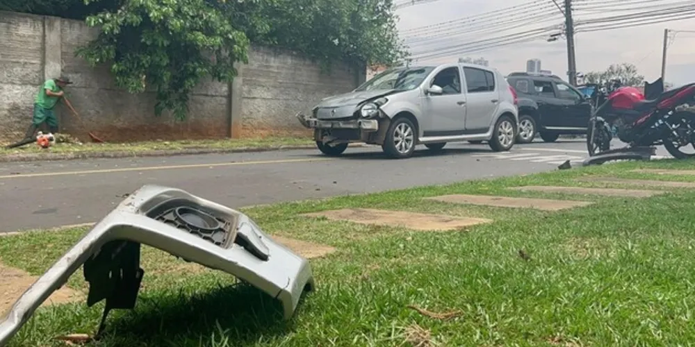 Dois veículos se envolveram no acidente de trânsito