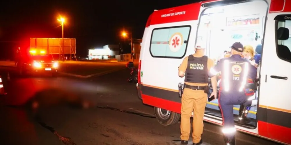 Equipes do Samu e da Polícia Militar estiveram no local do acidente