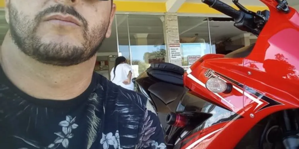 Alex tinha 39 anos e deixa uma filha; ele era natural de Ponta Grossa