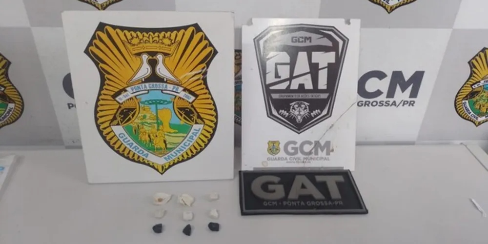 Foram encontradas mais de 10 gramas a substância com os indivíduos