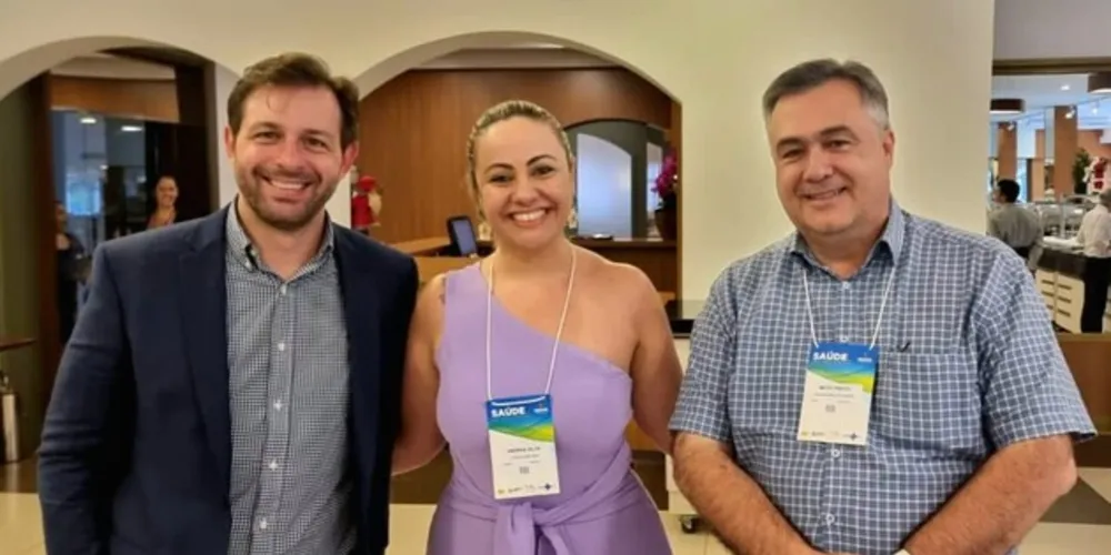 Arapoti foi representada pela secretária de Saúde Andréa Silva, acompanhada por membros da Secretaria e da Atenção Básica