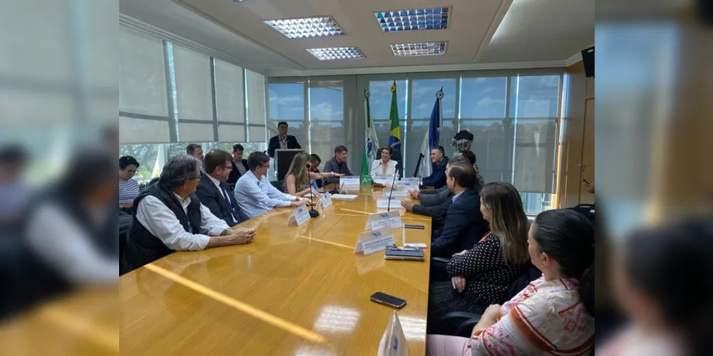 Além da prefeita, Elizabeth Schimidt, alguns dos presentes foram Marcos Sebastião Rigoni de Mello, Cristiano Puppi e Marcelo Padilha