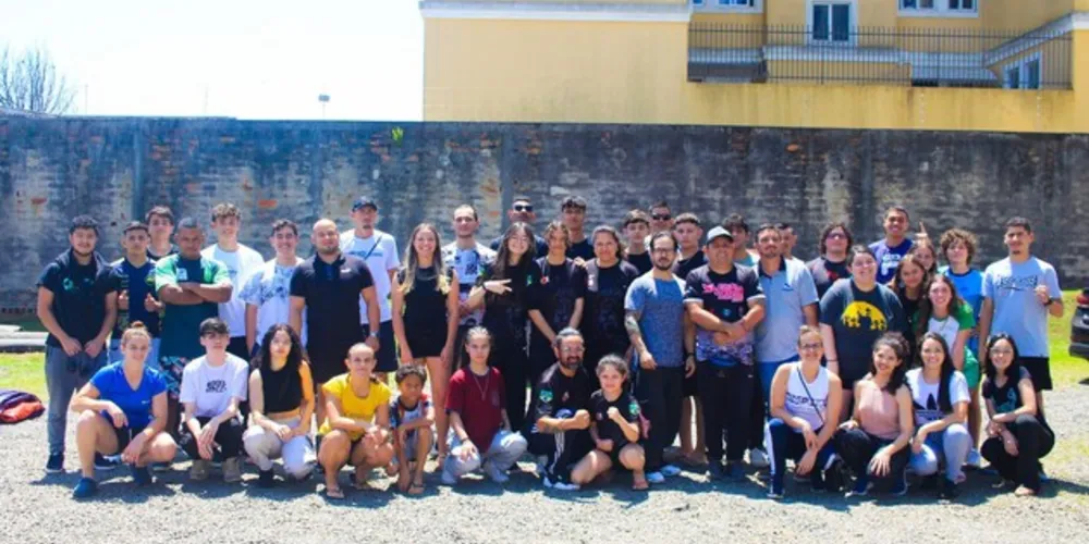 Atletas de Ponta Grossa embarcam para o ‘Paraná Combate’