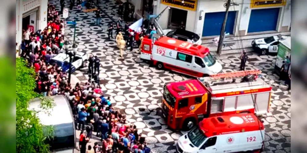 Diversas equipes de socorro foram acionadas para a situação