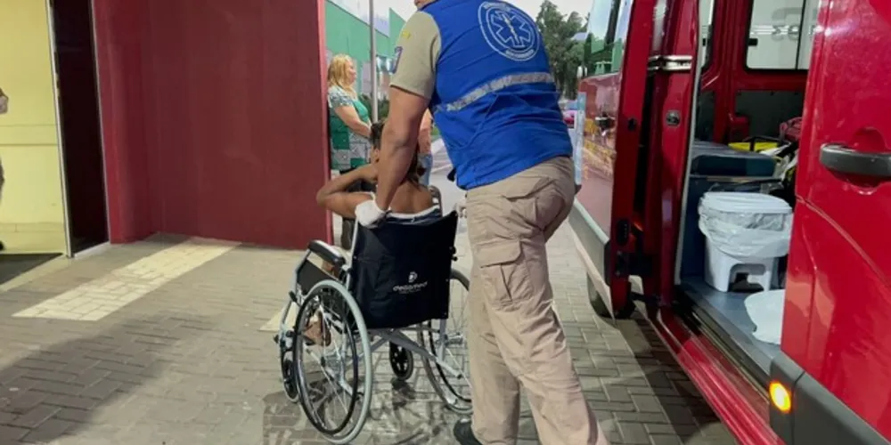 Vítima foi socorrida pelo Corpo de Bombeiros e encaminhada à UPA