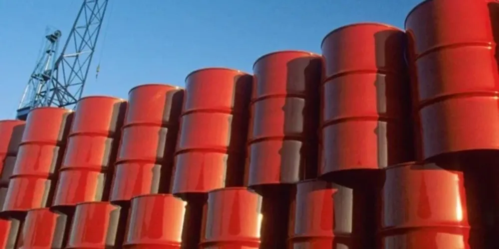 O petróleo WTI, padrão para o mercado americano, registra avanço de cerca de 3% nesta semana