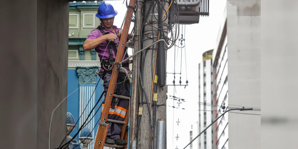 Com quase 15 mil vagas, Paraná foi o 3º estado que mais gerou empregos em outubro