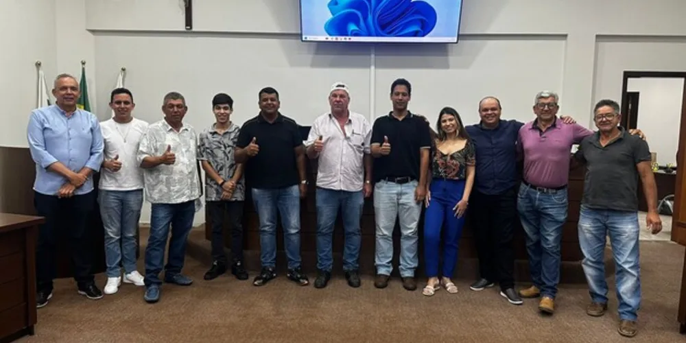 Prefeito Butina participou nesta terça-feira (12) da última sessão legislativa deste ano