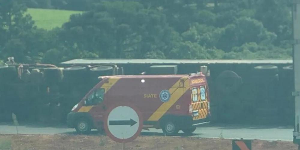 Tombamento foi registrado na PR-151, no km 277