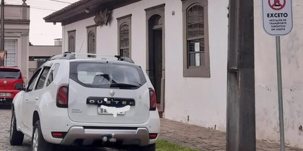 Agora a cidade de Castro conta com vagas de estacionamento destinadas especialmente para veículos de turismo
