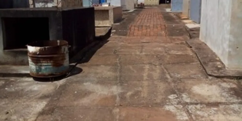 São definidas as datas das limpezas dos túmulos pela Prefeitura de PG