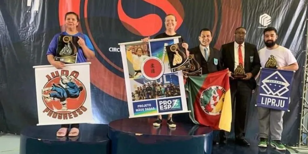 11 lutadores da cidade de Ponta Grossa estiveram presentes no evento