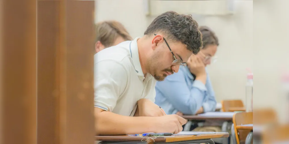 A segunda edição do Vestibular EAD da UEPG oferece 1014 vagas para cinco cursos a distância