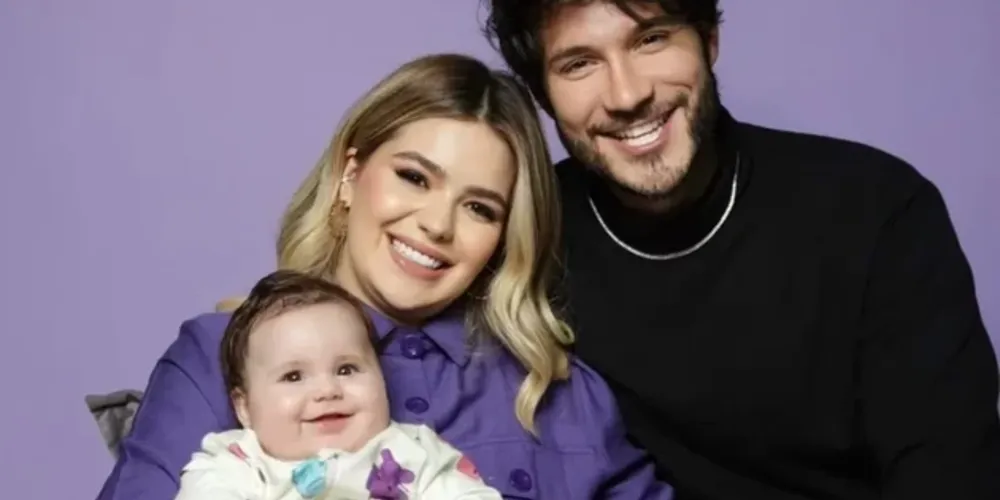 A situação chegou a um ponto em que o casal pensou em retirar completamente as imagens de Lua das redes sociais