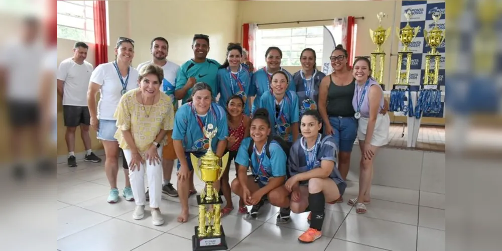 A Copa envolveu 190 equipes da cidade, sendo 160 masculinas e 30 femininas