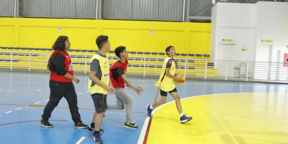 Esporte de base abre vagas com parceria da UEPG