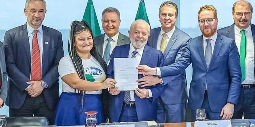 O Projeto de Lei deve retornar todas as disciplinas obrigatórias, incluindo sociologia, artes e língua estrangeira