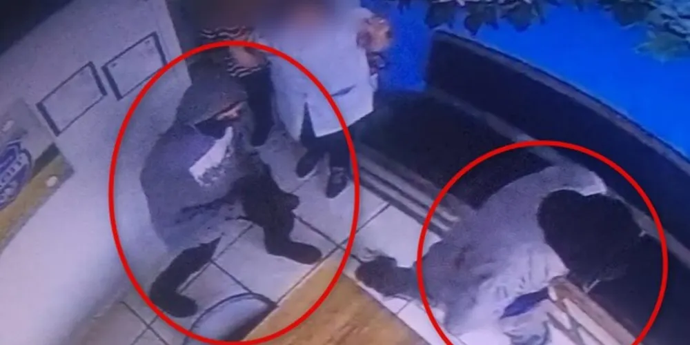 Câmera de segurança flagrou a ação dos suspeitos