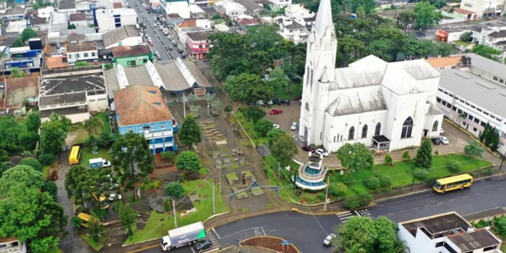 Medida do Governo Estadual é válida para estabelecimentos de cidades em calamidade pública