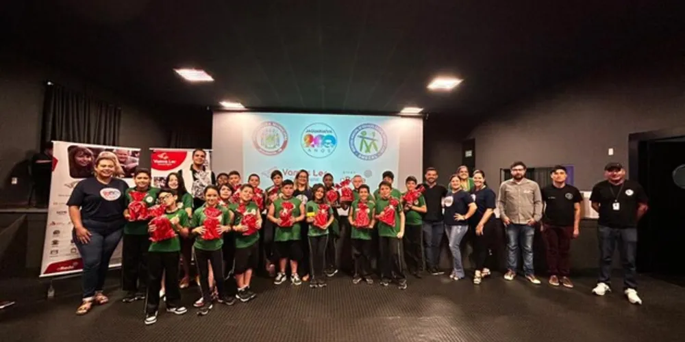 O Cine Teatro Valéria Luercy foi palco da sexta premiação do concurso anual do Vamos Ler em Jaguariaíva