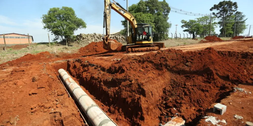 Prefeitura da continuidade coma a pavimentação do Distrito  Industrial