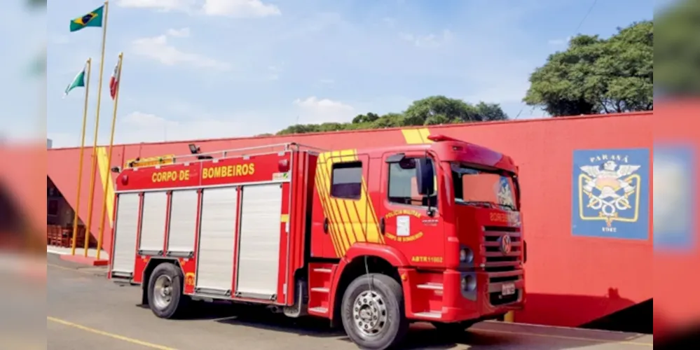 Equipes do Corpo de Bombeiros foram acionadas para a ocorrência