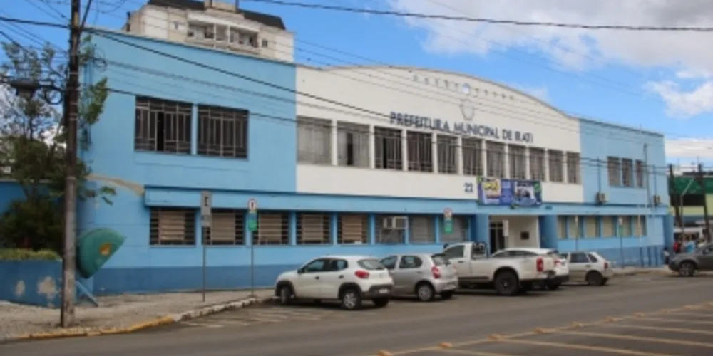 Irati estipula prazo para limpeza de terrenos e edificações