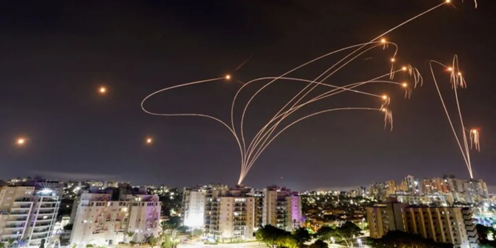 No terceiro dia de conflito, Israel convocou 300 mil reservistas e realizou mais de 2 mil bombardeios à Faixa de Gaza