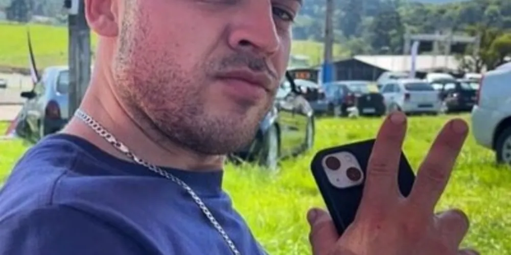 Jean trabalhava em dois empregos e deixou duas filhas