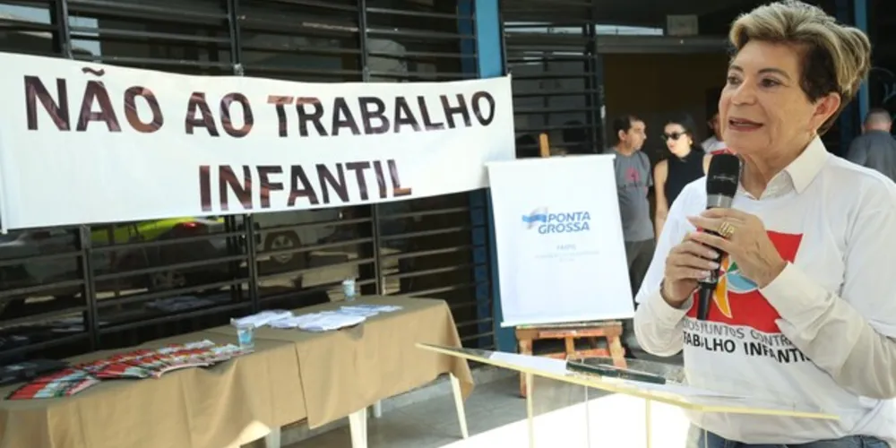 A prefeita, Elizabeth Schmidt,  esteve presente no lançamento da ação